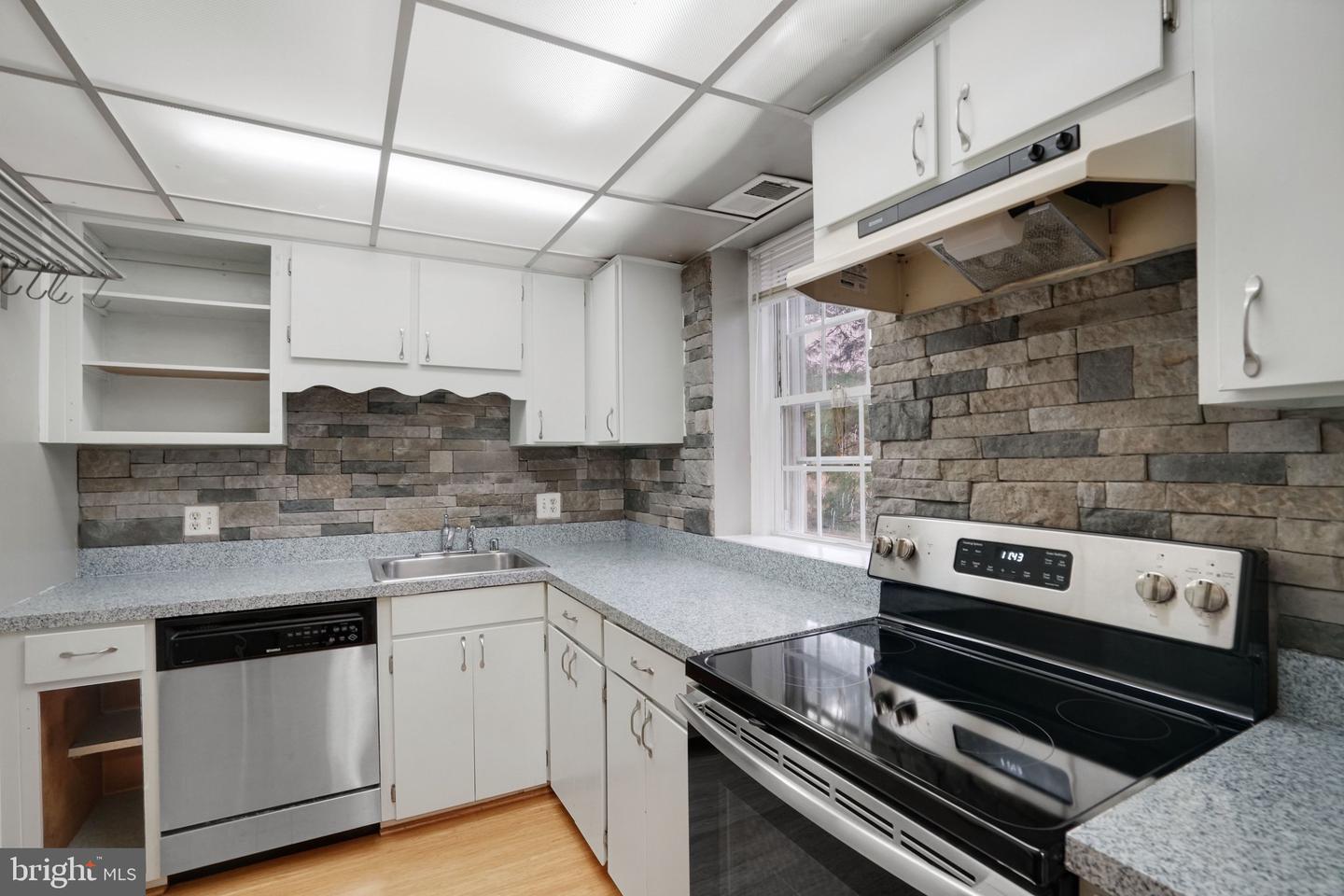 2966 S COLUMBUS ST #B2, ARLINGTON, Virginia 22206, 1 Bedroom Bedrooms, ,1 BathroomBathrooms,Residential,For sale,2966 S COLUMBUS ST #B2,VAAX2052726 MLS # VAAX2052726