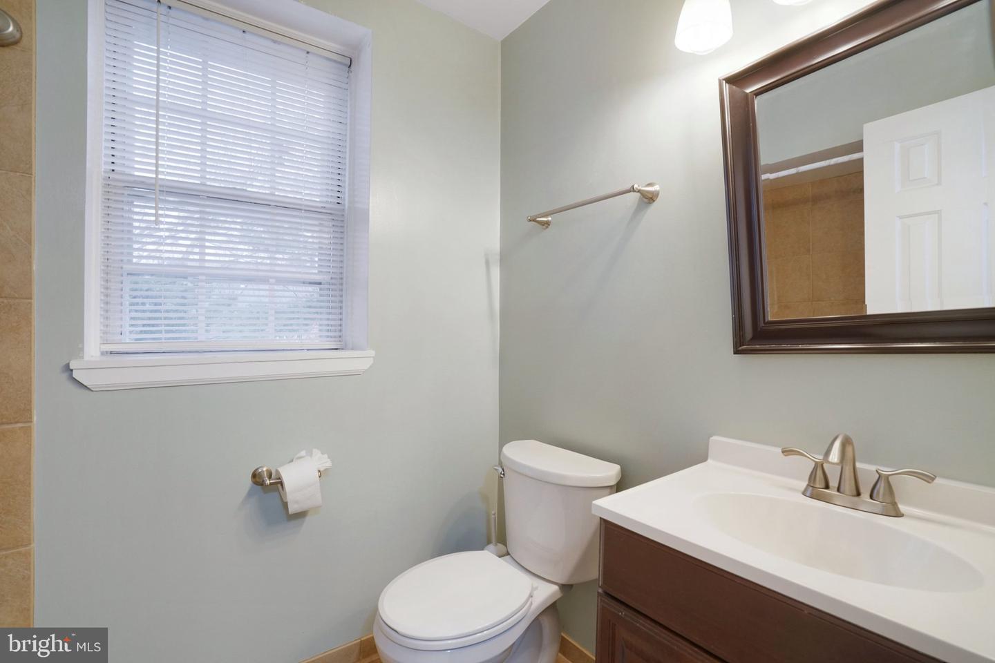 2966 S COLUMBUS ST #B2, ARLINGTON, Virginia 22206, 1 Bedroom Bedrooms, ,1 BathroomBathrooms,Residential,For sale,2966 S COLUMBUS ST #B2,VAAX2052726 MLS # VAAX2052726