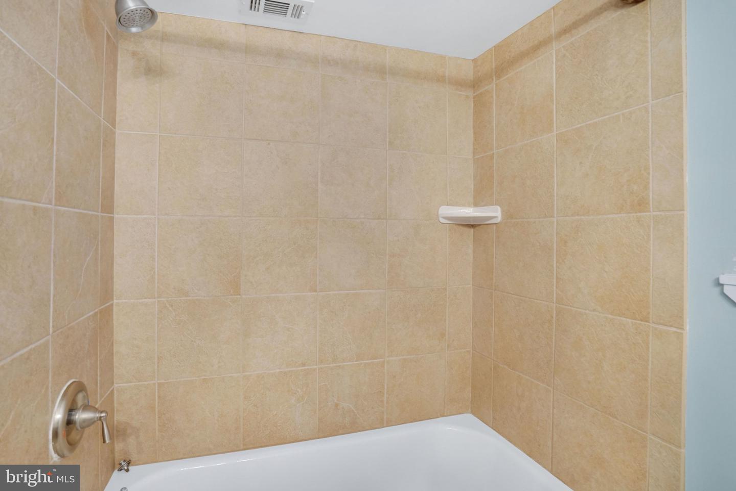 2966 S COLUMBUS ST #B2, ARLINGTON, Virginia 22206, 1 Bedroom Bedrooms, ,1 BathroomBathrooms,Residential,For sale,2966 S COLUMBUS ST #B2,VAAX2052726 MLS # VAAX2052726