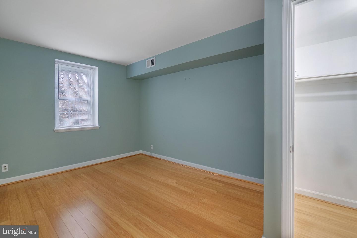 2966 S COLUMBUS ST #B2, ARLINGTON, Virginia 22206, 1 Bedroom Bedrooms, ,1 BathroomBathrooms,Residential,For sale,2966 S COLUMBUS ST #B2,VAAX2052726 MLS # VAAX2052726