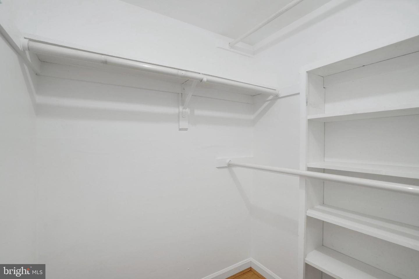 2966 S COLUMBUS ST #B2, ARLINGTON, Virginia 22206, 1 Bedroom Bedrooms, ,1 BathroomBathrooms,Residential,For sale,2966 S COLUMBUS ST #B2,VAAX2052726 MLS # VAAX2052726