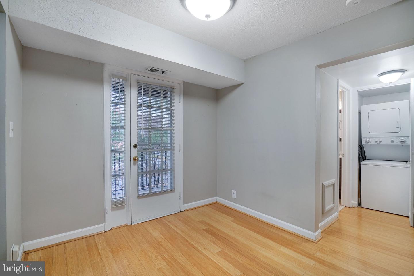 2966 S COLUMBUS ST #B2, ARLINGTON, Virginia 22206, 1 Bedroom Bedrooms, ,1 BathroomBathrooms,Residential,For sale,2966 S COLUMBUS ST #B2,VAAX2052726 MLS # VAAX2052726
