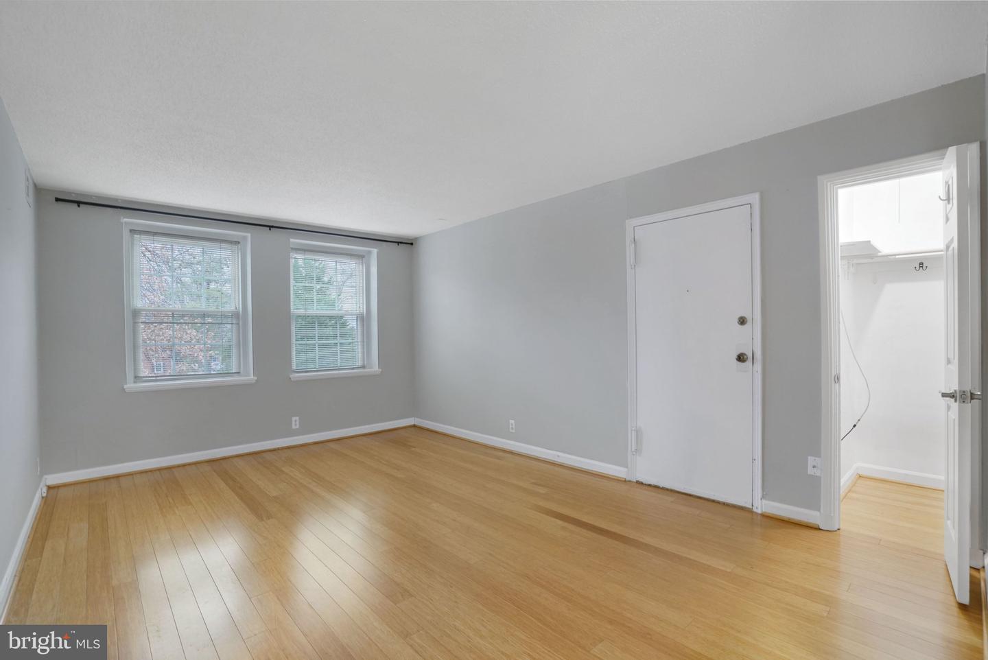 2966 S COLUMBUS ST #B2, ARLINGTON, Virginia 22206, 1 Bedroom Bedrooms, ,1 BathroomBathrooms,Residential,For sale,2966 S COLUMBUS ST #B2,VAAX2052726 MLS # VAAX2052726