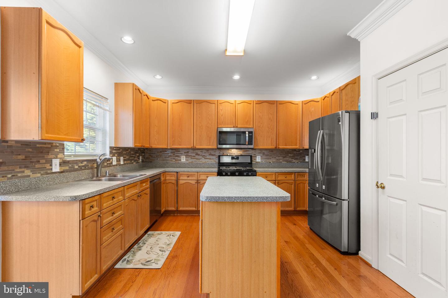 2 BASALT DR, FREDERICKSBURG, Virginia 22406, 5 Bedrooms Bedrooms, ,3 BathroomsBathrooms,Residential,For sale,2 BASALT DR,VAST2044916 MLS # VAST2044916