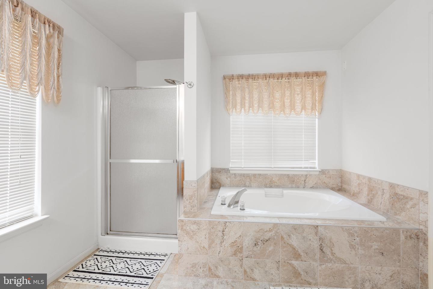 2 BASALT DR, FREDERICKSBURG, Virginia 22406, 5 Bedrooms Bedrooms, ,3 BathroomsBathrooms,Residential,For sale,2 BASALT DR,VAST2044916 MLS # VAST2044916