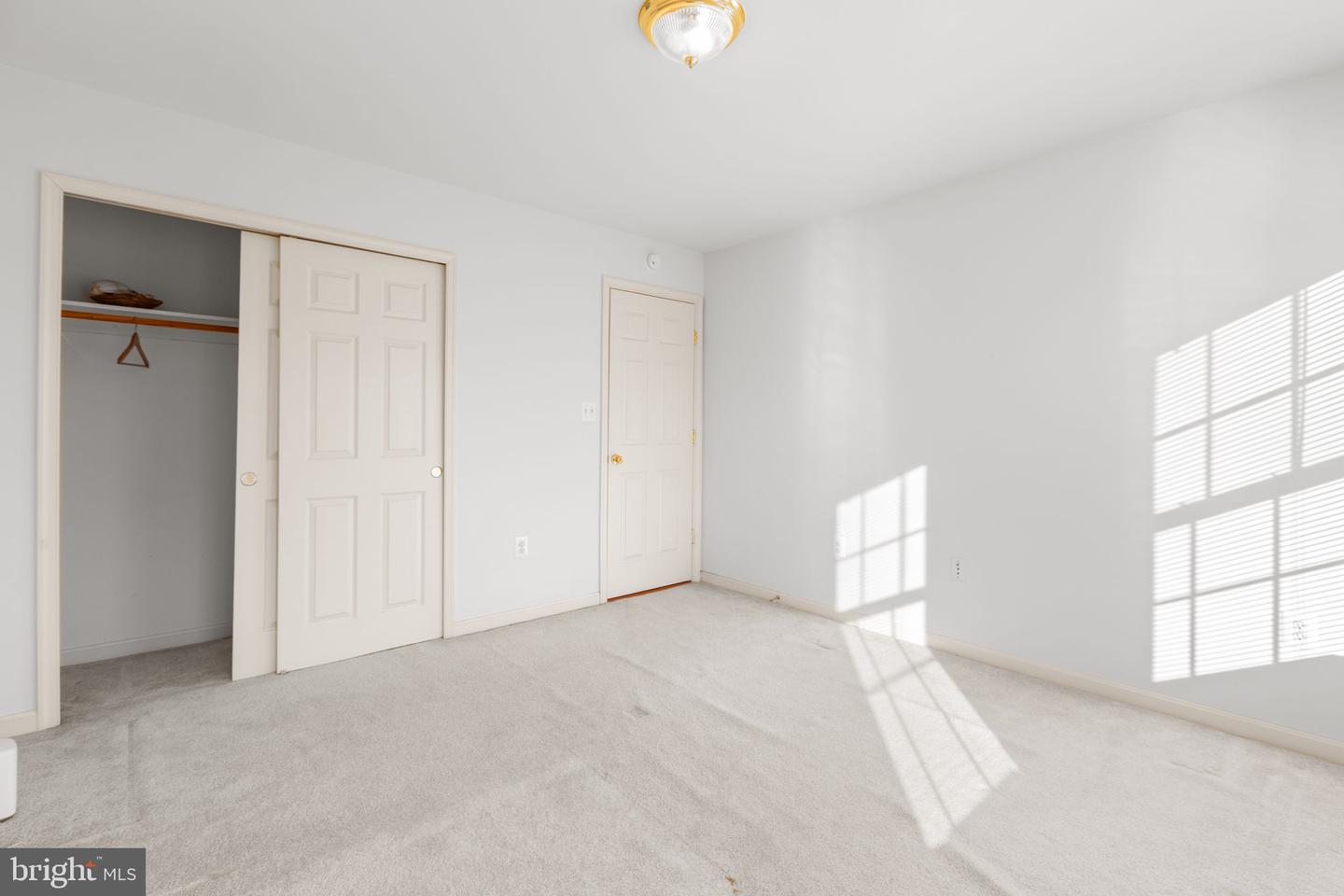 2 BASALT DR, FREDERICKSBURG, Virginia 22406, 5 Bedrooms Bedrooms, ,3 BathroomsBathrooms,Residential,For sale,2 BASALT DR,VAST2044916 MLS # VAST2044916