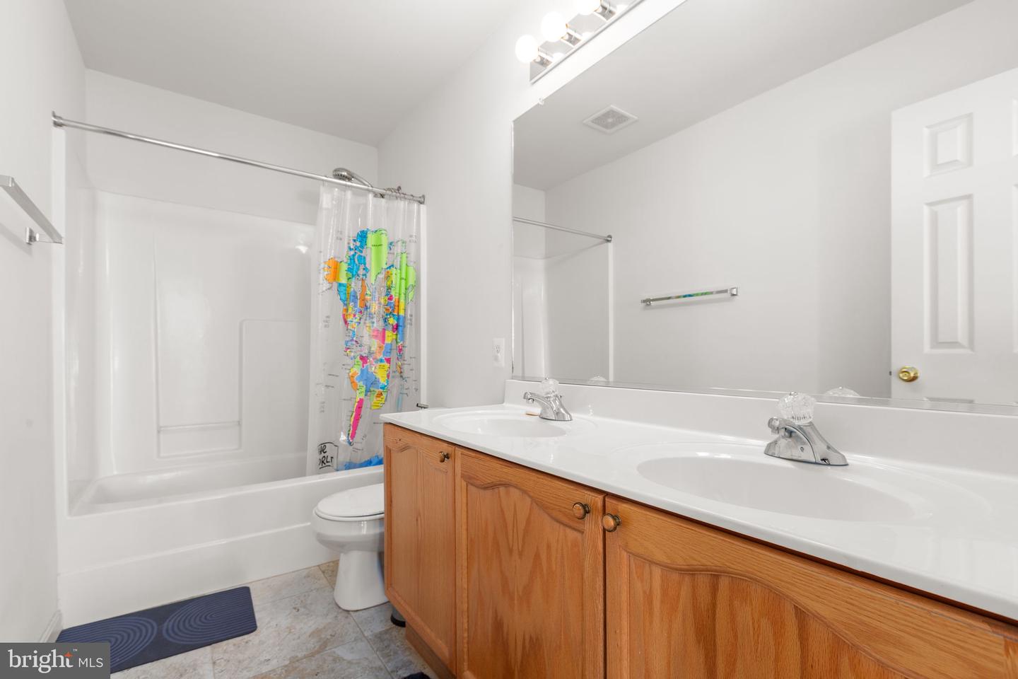 2 BASALT DR, FREDERICKSBURG, Virginia 22406, 5 Bedrooms Bedrooms, ,3 BathroomsBathrooms,Residential,For sale,2 BASALT DR,VAST2044916 MLS # VAST2044916