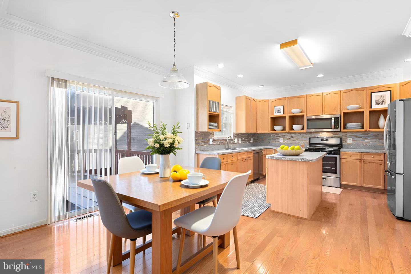 2 BASALT DR, FREDERICKSBURG, Virginia 22406, 5 Bedrooms Bedrooms, ,3 BathroomsBathrooms,Residential,For sale,2 BASALT DR,VAST2044916 MLS # VAST2044916