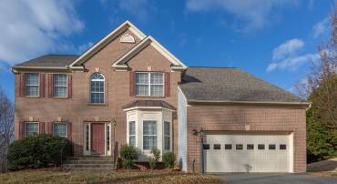 2 BASALT DR, FREDERICKSBURG, Virginia 22406, 5 Bedrooms Bedrooms, ,3 BathroomsBathrooms,Residential,For sale,2 BASALT DR,VAST2044916 MLS # VAST2044916