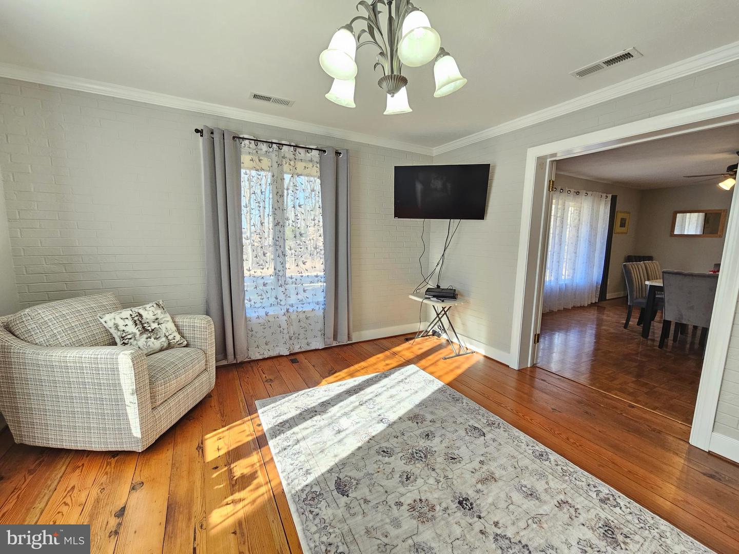 508 KEVIN DR, FARMVILLE, Virginia 23901, 4 Bedrooms Bedrooms, 10 Rooms Rooms,3 BathroomsBathrooms,Residential,For sale,508 KEVIN DR,VACB2000084 MLS # VACB2000084