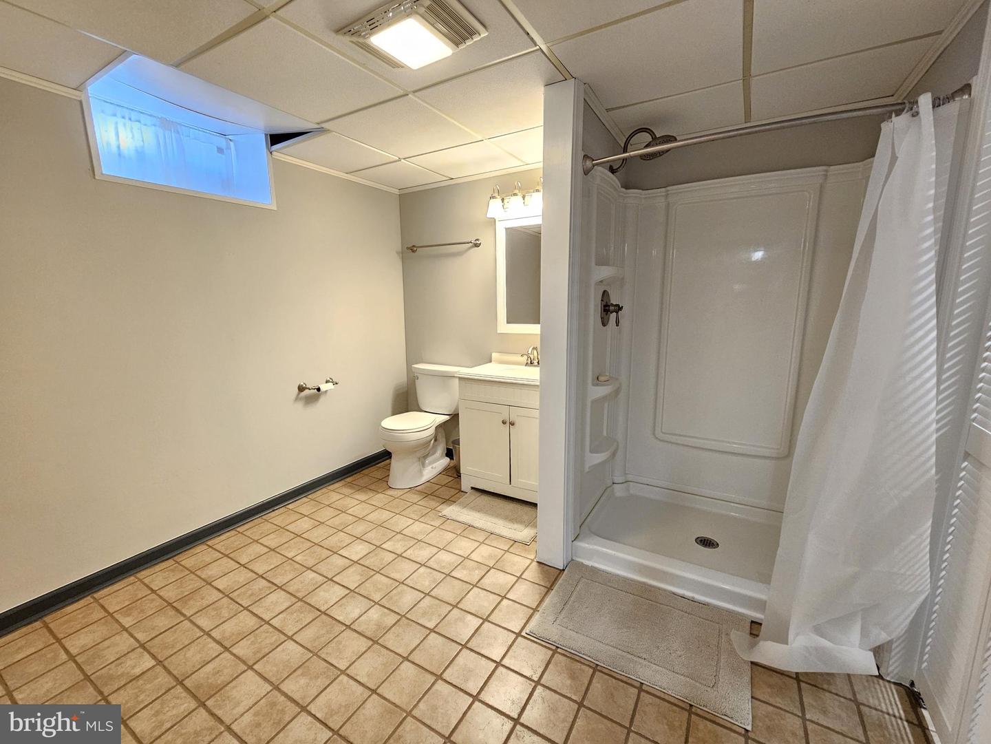 508 KEVIN DR, FARMVILLE, Virginia 23901, 4 Bedrooms Bedrooms, 10 Rooms Rooms,3 BathroomsBathrooms,Residential,For sale,508 KEVIN DR,VACB2000084 MLS # VACB2000084