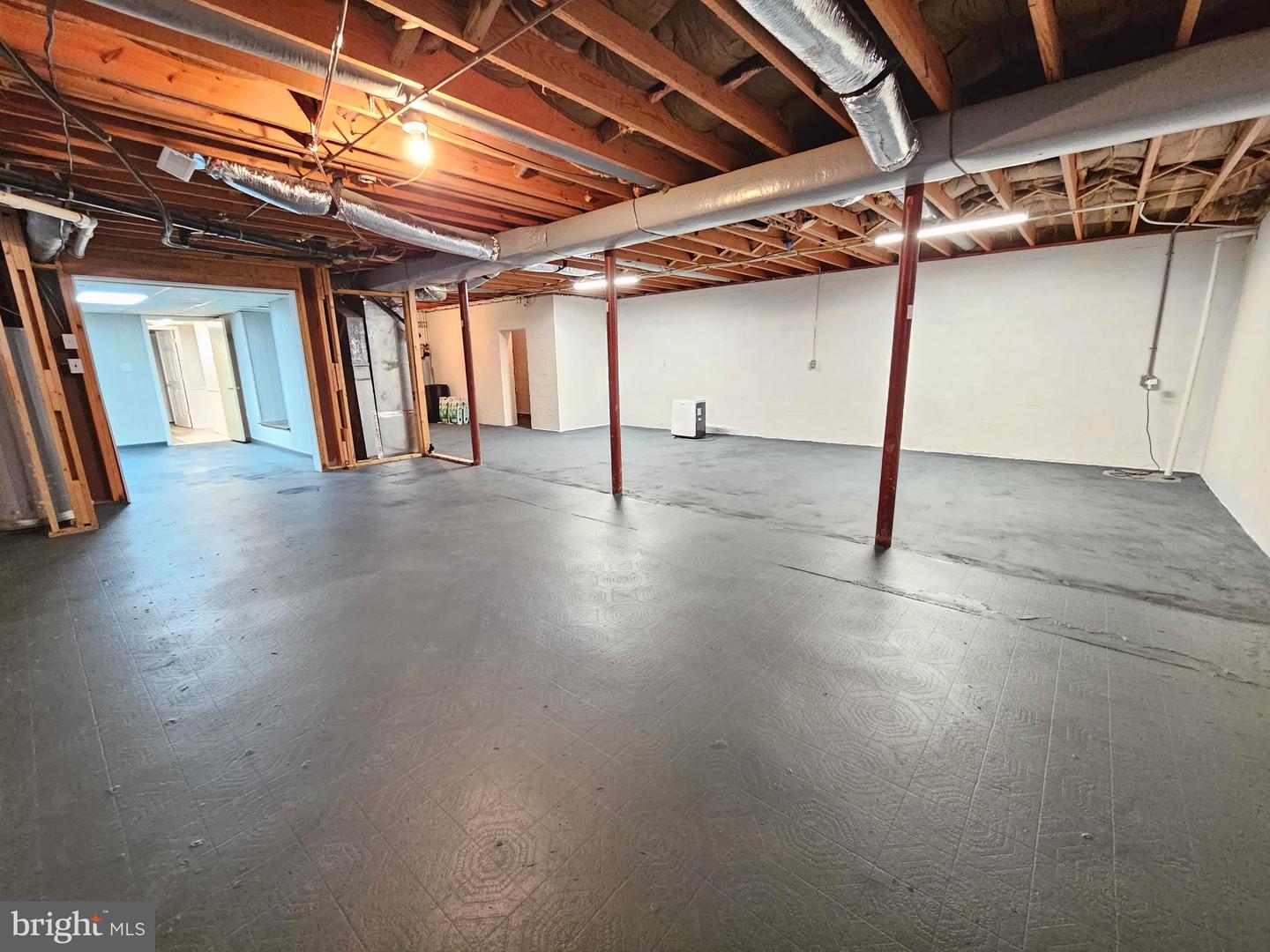 508 KEVIN DR, FARMVILLE, Virginia 23901, 4 Bedrooms Bedrooms, 10 Rooms Rooms,3 BathroomsBathrooms,Residential,For sale,508 KEVIN DR,VACB2000084 MLS # VACB2000084