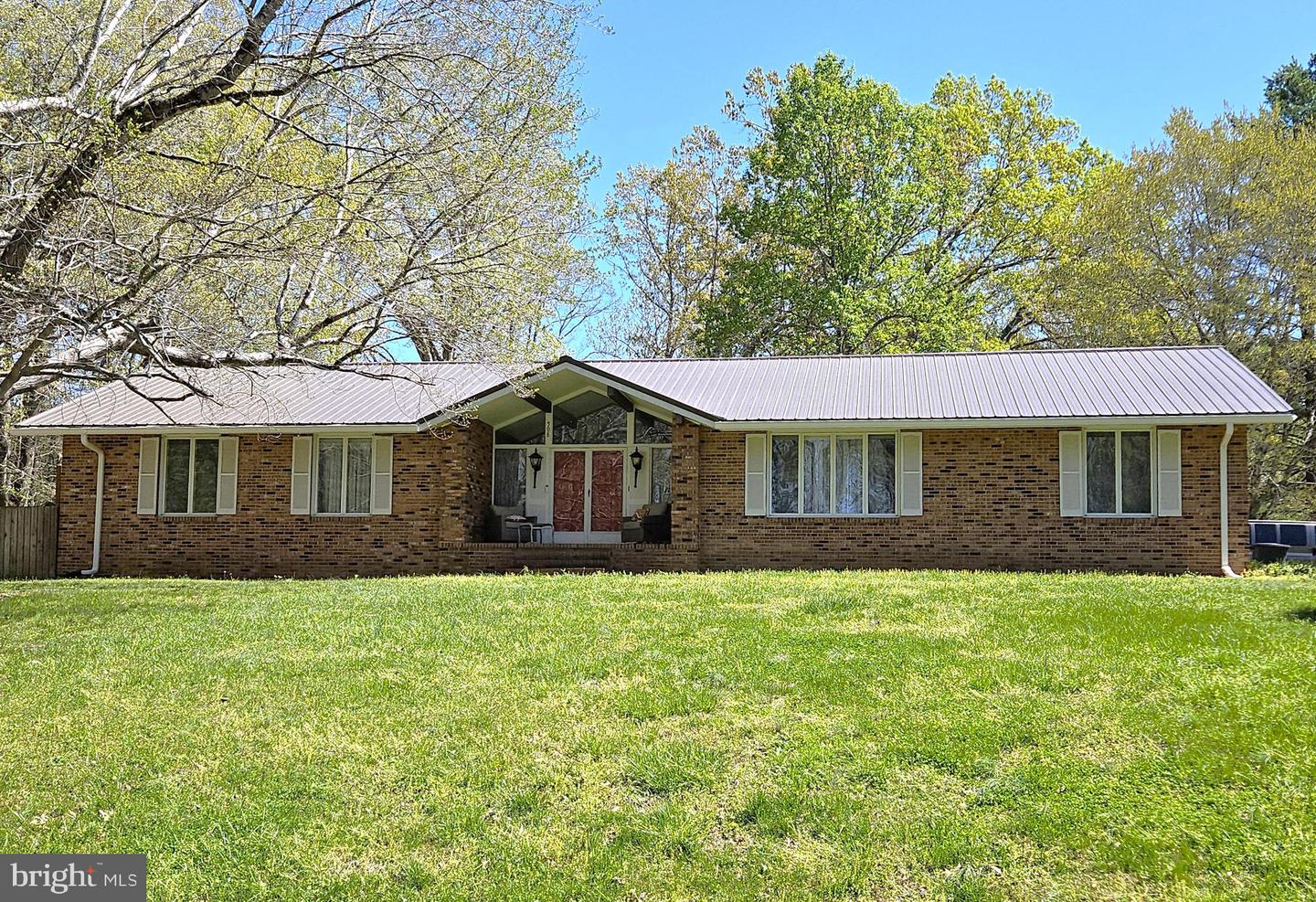 508 KEVIN DR, FARMVILLE, Virginia 23901, 4 Bedrooms Bedrooms, 10 Rooms Rooms,3 BathroomsBathrooms,Residential,For sale,508 KEVIN DR,VACB2000084 MLS # VACB2000084