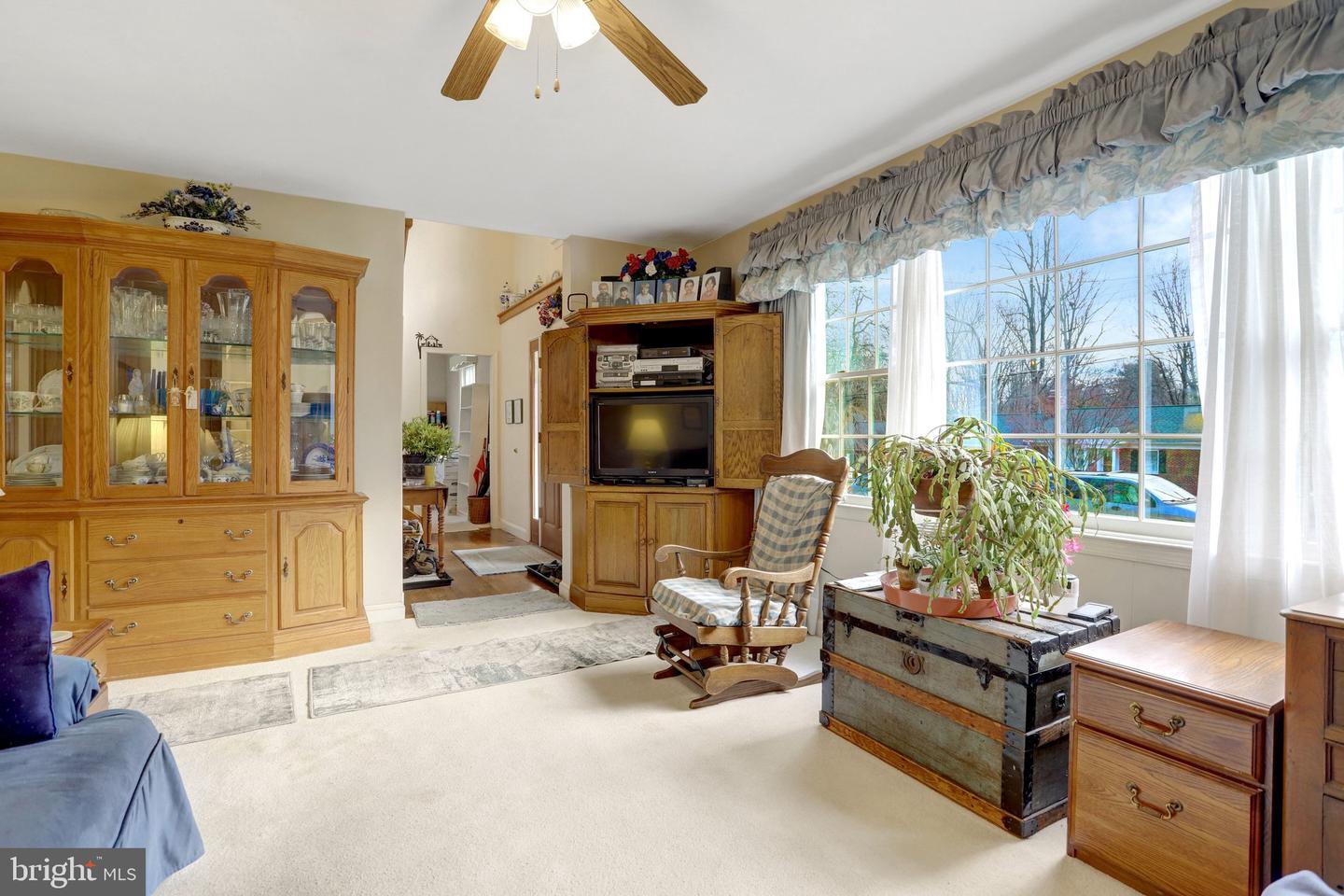 5502 ATLEE PL, SPRINGFIELD, Virginia 22151, 6 Bedrooms Bedrooms, ,3 BathroomsBathrooms,Residential,For sale,5502 ATLEE PL,VAFX2283850 MLS # VAFX2283850