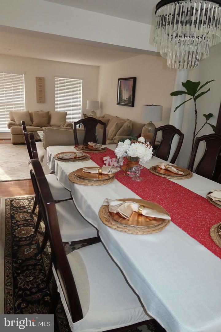 5366 MANSFIELD CT, WOODBRIDGE, Virginia 22193, 4 Bedrooms Bedrooms, ,3 BathroomsBathrooms,Residential,For sale,5366 MANSFIELD CT,VAPW2109940 MLS # VAPW2109940