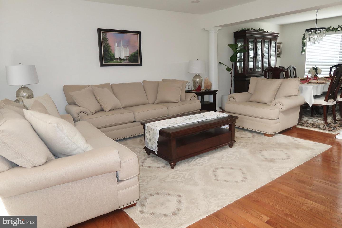 5366 MANSFIELD CT, WOODBRIDGE, Virginia 22193, 4 Bedrooms Bedrooms, ,3 BathroomsBathrooms,Residential,For sale,5366 MANSFIELD CT,VAPW2109940 MLS # VAPW2109940