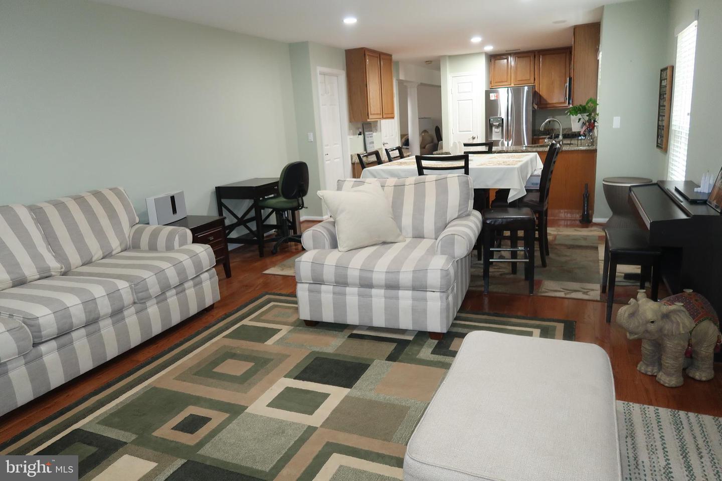 5366 MANSFIELD CT, WOODBRIDGE, Virginia 22193, 4 Bedrooms Bedrooms, ,3 BathroomsBathrooms,Residential,For sale,5366 MANSFIELD CT,VAPW2109940 MLS # VAPW2109940