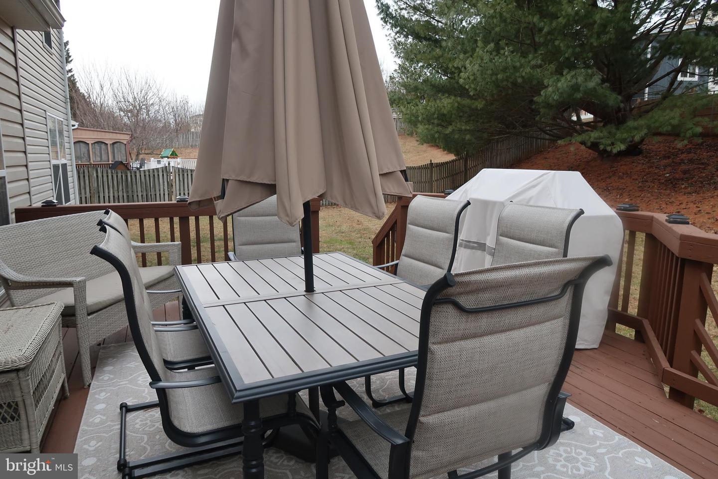 5366 MANSFIELD CT, WOODBRIDGE, Virginia 22193, 4 Bedrooms Bedrooms, ,3 BathroomsBathrooms,Residential,For sale,5366 MANSFIELD CT,VAPW2109940 MLS # VAPW2109940