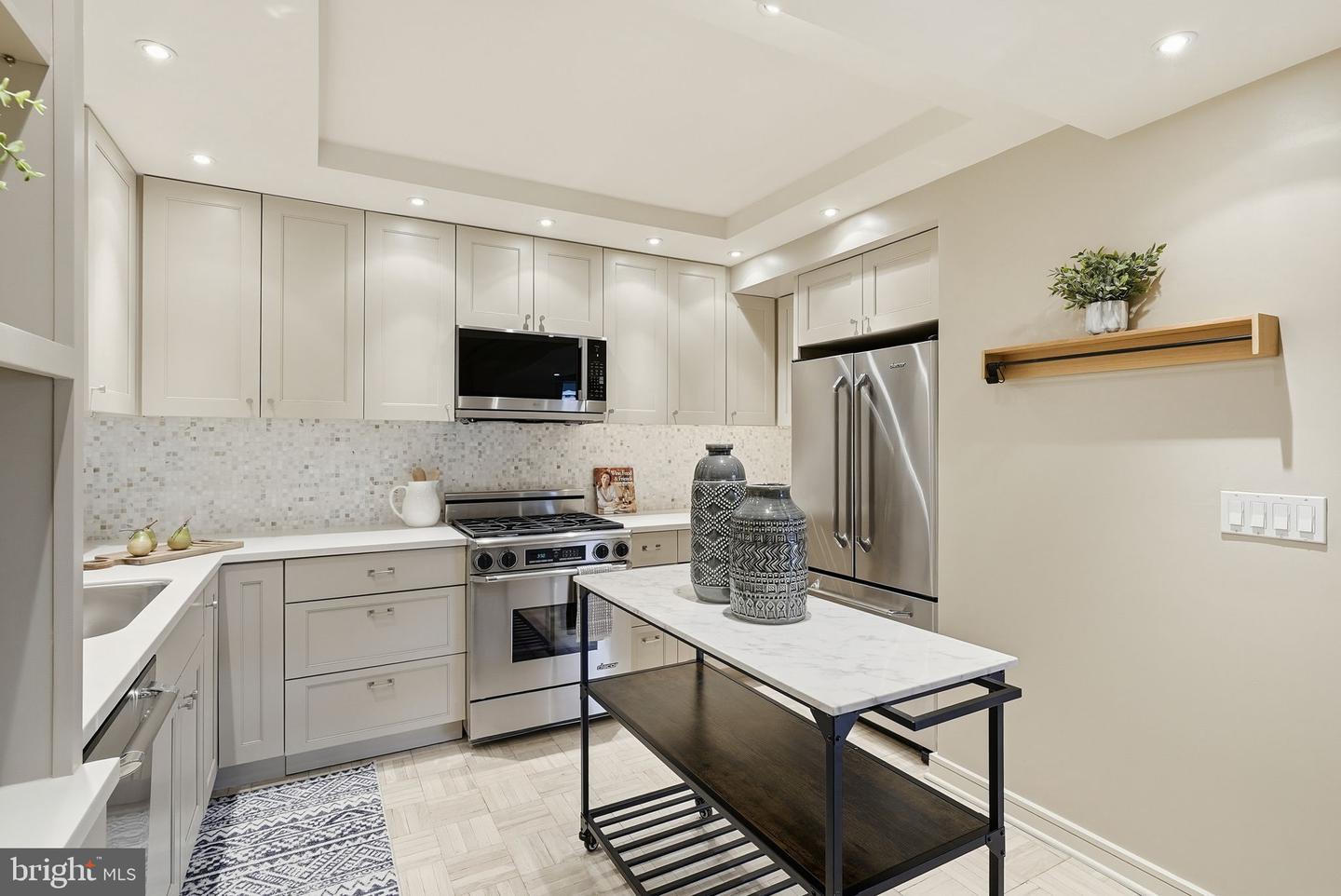 2475 VIRGINIA AVE NW #325/326, WASHINGTON, District Of Columbia 20037, 2 Bedrooms Bedrooms, ,2 BathroomsBathrooms,Residential,For sale,2475 VIRGINIA AVE NW #325/326,DCDC2239804 MLS # DCDC2239804