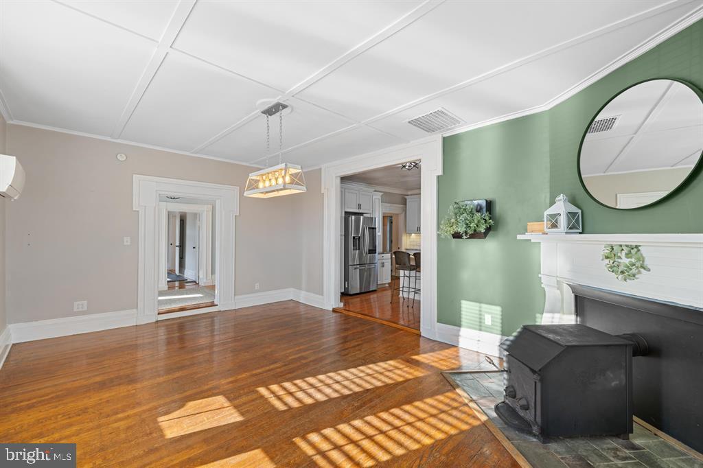 644 EARLY DR, BROADWAY, Virginia 22815, 6 Bedrooms Bedrooms, ,4 BathroomsBathrooms,Residential,For sale,644 EARLY DR,VARO2002778 MLS # VARO2002778