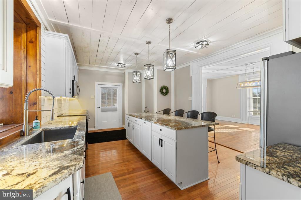 644 EARLY DR, BROADWAY, Virginia 22815, 6 Bedrooms Bedrooms, ,4 BathroomsBathrooms,Residential,For sale,644 EARLY DR,VARO2002778 MLS # VARO2002778