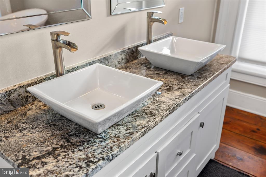 644 EARLY DR, BROADWAY, Virginia 22815, 6 Bedrooms Bedrooms, ,4 BathroomsBathrooms,Residential,For sale,644 EARLY DR,VARO2002778 MLS # VARO2002778