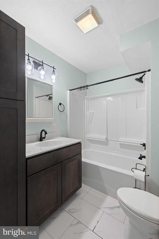 644 EARLY DR, BROADWAY, Virginia 22815, 6 Bedrooms Bedrooms, ,4 BathroomsBathrooms,Residential,For sale,644 EARLY DR,VARO2002778 MLS # VARO2002778