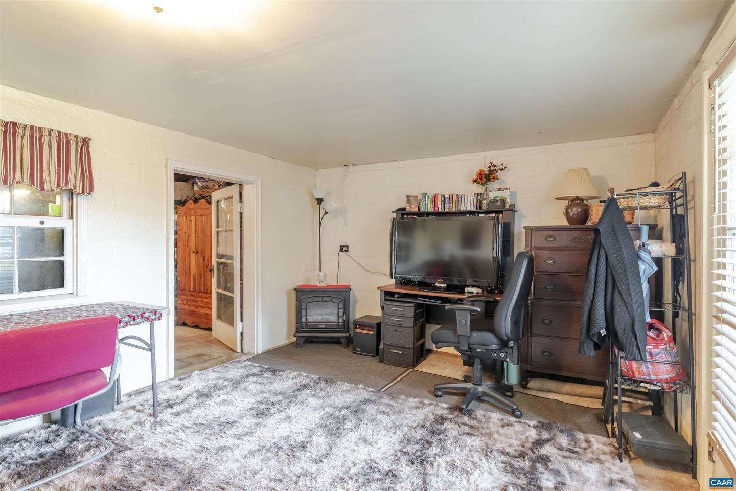 908 ROCKLAND AVE, CHARLOTTESVILLE, Virginia 22902, 3 Bedrooms Bedrooms, ,2 BathroomsBathrooms,Residential,For sale,908 ROCKLAND AVE,672180 MLS # 672180