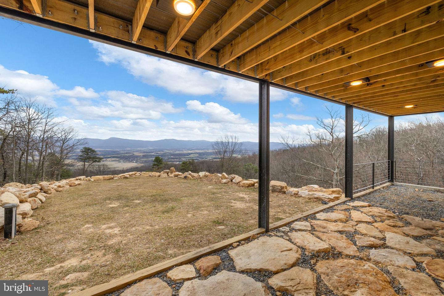 132 HOLLY HILL RD, LURAY, Virginia 22835, 2 Bedrooms Bedrooms, 4 Rooms Rooms,2 BathroomsBathrooms,Residential,For sale,132 HOLLY HILL RD,VAPA2005824 MLS # VAPA2005824