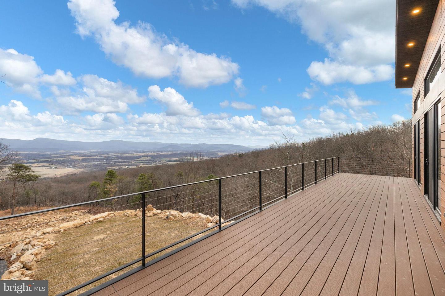 132 HOLLY HILL RD, LURAY, Virginia 22835, 2 Bedrooms Bedrooms, 4 Rooms Rooms,2 BathroomsBathrooms,Residential,For sale,132 HOLLY HILL RD,VAPA2005824 MLS # VAPA2005824