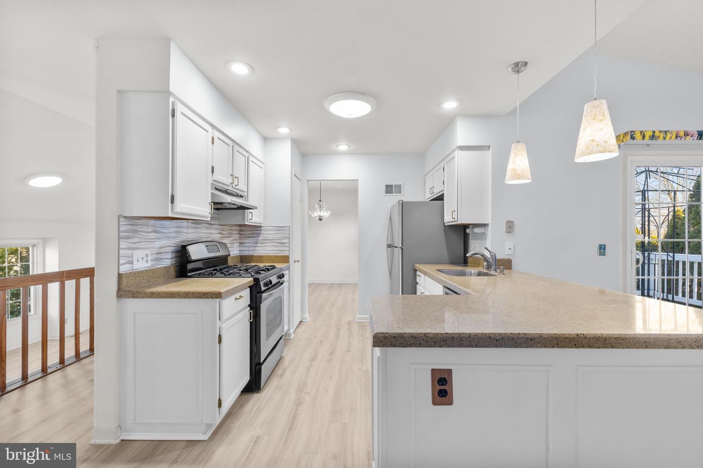 5515 BUGGY WHIP DR, CENTREVILLE, Virginia 20120, 5 Bedrooms Bedrooms, ,3 BathroomsBathrooms,Residential,For sale,5515 BUGGY WHIP DR,VAFX2284290 MLS # VAFX2284290