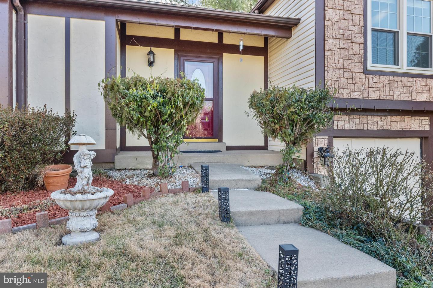 5515 BUGGY WHIP DR, CENTREVILLE, Virginia 20120, 5 Bedrooms Bedrooms, ,3 BathroomsBathrooms,Residential,For sale,5515 BUGGY WHIP DR,VAFX2284290 MLS # VAFX2284290