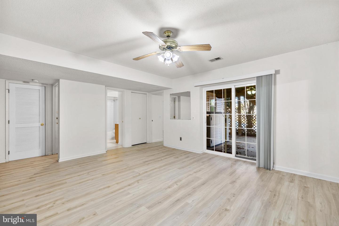 5515 BUGGY WHIP DR, CENTREVILLE, Virginia 20120, 5 Bedrooms Bedrooms, ,3 BathroomsBathrooms,Residential,For sale,5515 BUGGY WHIP DR,VAFX2284290 MLS # VAFX2284290