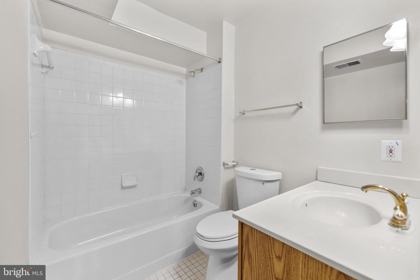 5515 BUGGY WHIP DR, CENTREVILLE, Virginia 20120, 5 Bedrooms Bedrooms, ,3 BathroomsBathrooms,Residential,For sale,5515 BUGGY WHIP DR,VAFX2284290 MLS # VAFX2284290