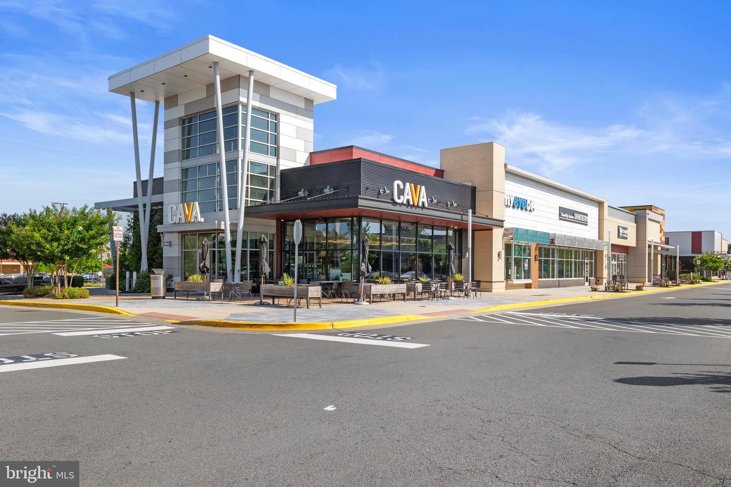 5515 BUGGY WHIP DR, CENTREVILLE, Virginia 20120, 5 Bedrooms Bedrooms, ,3 BathroomsBathrooms,Residential,For sale,5515 BUGGY WHIP DR,VAFX2284290 MLS # VAFX2284290