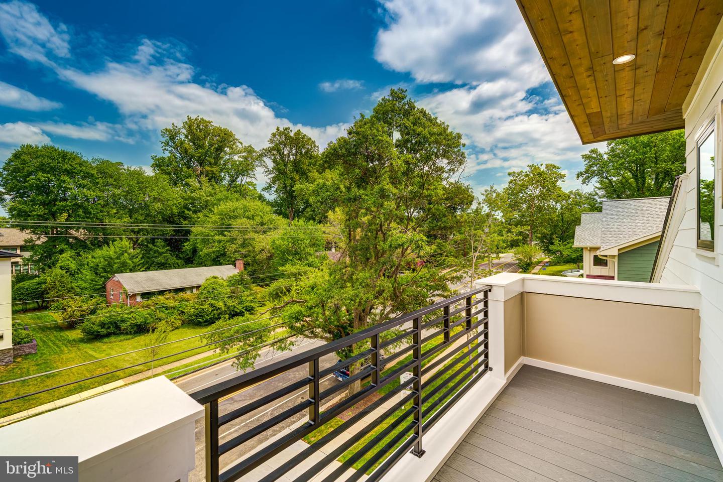 506 KINGSLEY RD SW, VIENNA, Virginia 22180, 6 Bedrooms Bedrooms, ,6 BathroomsBathrooms,Residential,For sale,506 KINGSLEY RD SW,VAFX2284298 MLS # VAFX2284298 506 KINGSLEY RD SW, VIENNA, Virginia 22180, 6 Bedrooms Bedrooms, ,6 BathroomsBathrooms,Residential,For sale,506 KINGSLEY RD SW,VAFX2284298 MLS # VAFX2284298