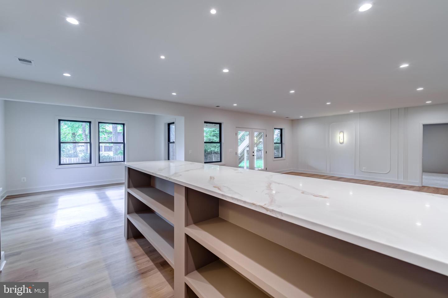 913 SYMPHONY CIR SW, VIENNA, Virginia 22180, 7 Bedrooms Bedrooms, ,7 BathroomsBathrooms,Residential,For sale,913 SYMPHONY CIR SW,VAFX2284300 MLS # VAFX2284300