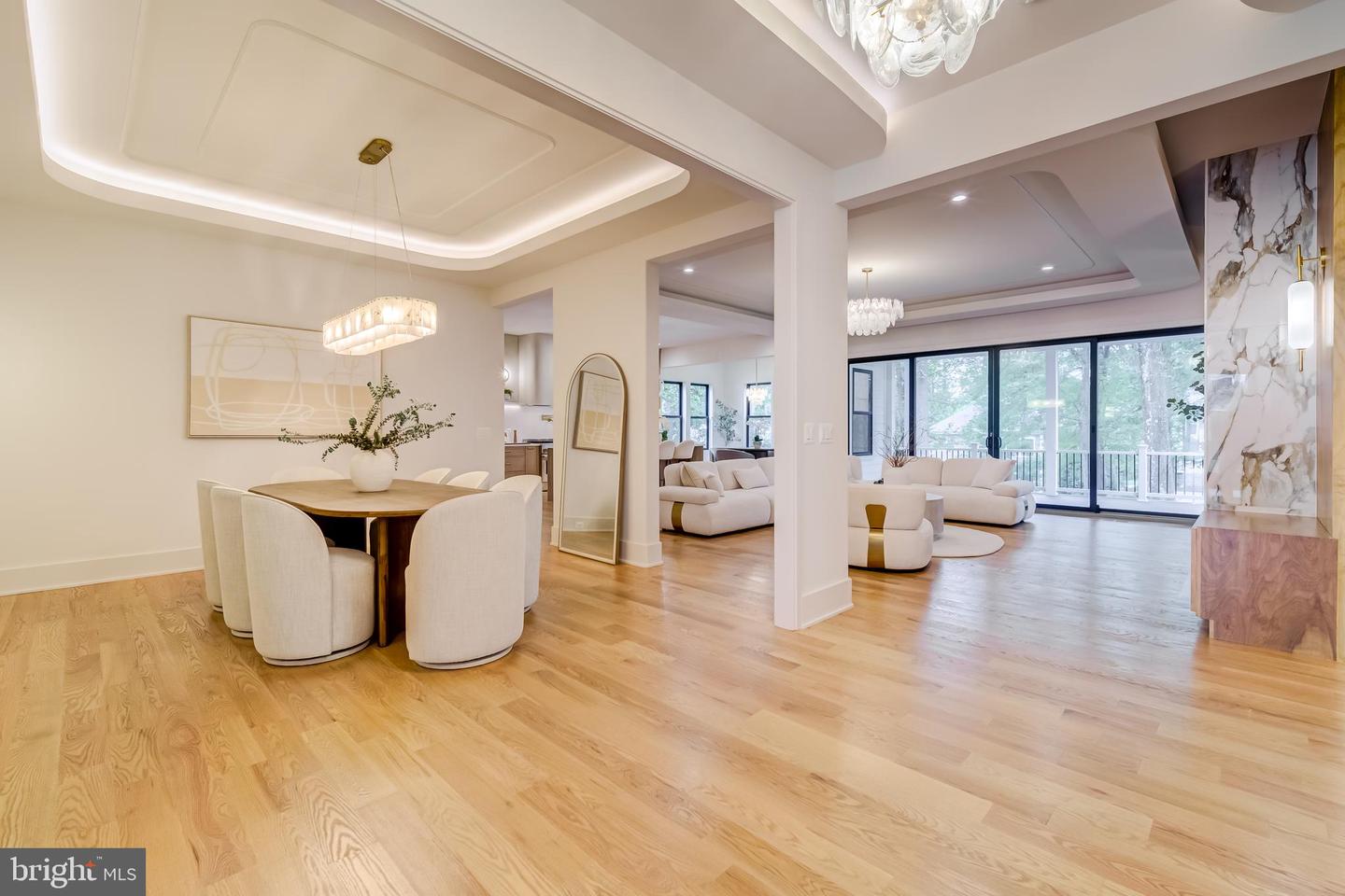 913 SYMPHONY CIR SW, VIENNA, Virginia 22180, 7 Bedrooms Bedrooms, ,7 BathroomsBathrooms,Residential,For sale,913 SYMPHONY CIR SW,VAFX2284300 MLS # VAFX2284300