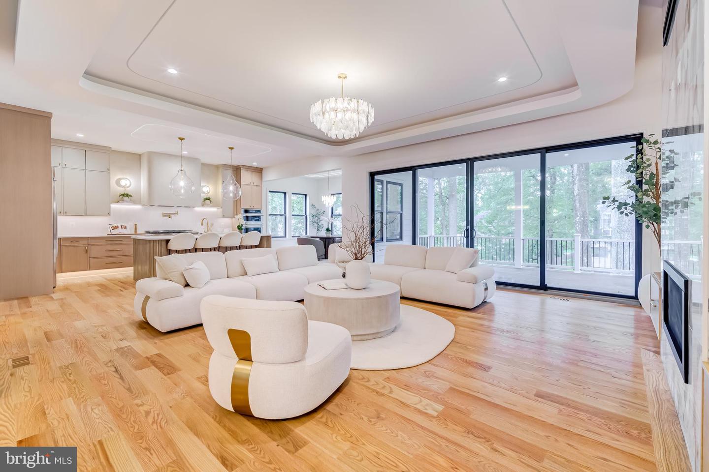 913 SYMPHONY CIR SW, VIENNA, Virginia 22180, 7 Bedrooms Bedrooms, ,7 BathroomsBathrooms,Residential,For sale,913 SYMPHONY CIR SW,VAFX2284300 MLS # VAFX2284300