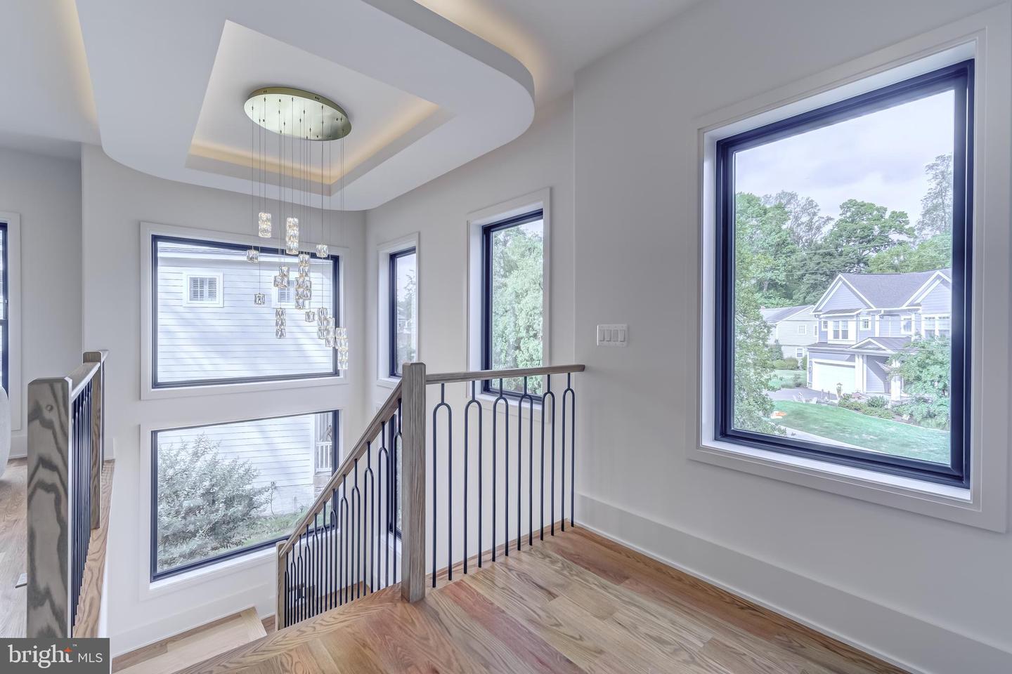 913 SYMPHONY CIR SW, VIENNA, Virginia 22180, 7 Bedrooms Bedrooms, ,7 BathroomsBathrooms,Residential,For sale,913 SYMPHONY CIR SW,VAFX2284300 MLS # VAFX2284300