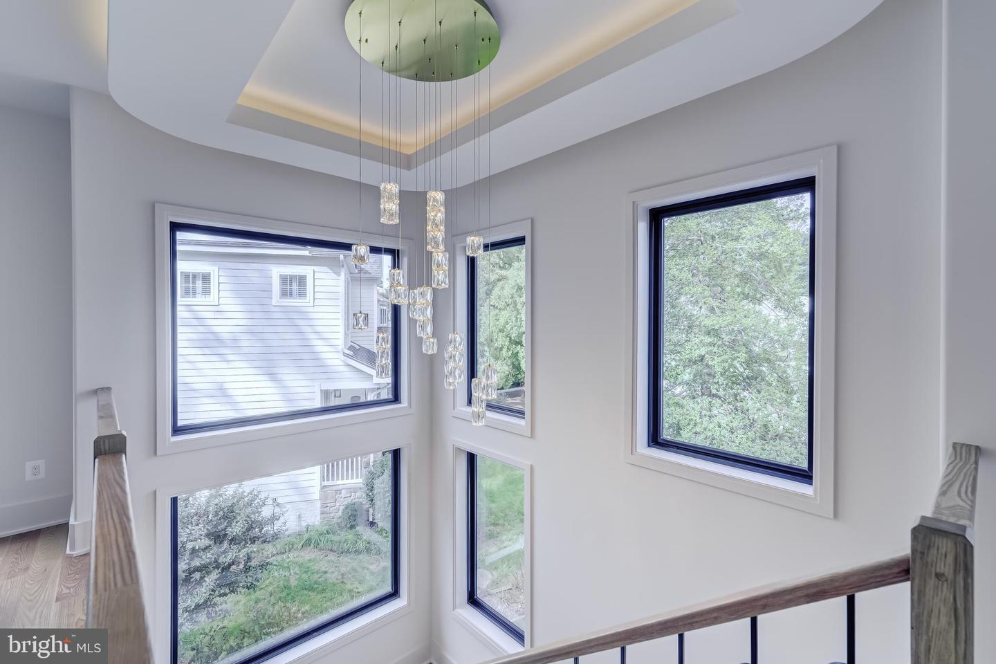 913 SYMPHONY CIR SW, VIENNA, Virginia 22180, 7 Bedrooms Bedrooms, ,7 BathroomsBathrooms,Residential,For sale,913 SYMPHONY CIR SW,VAFX2284300 MLS # VAFX2284300