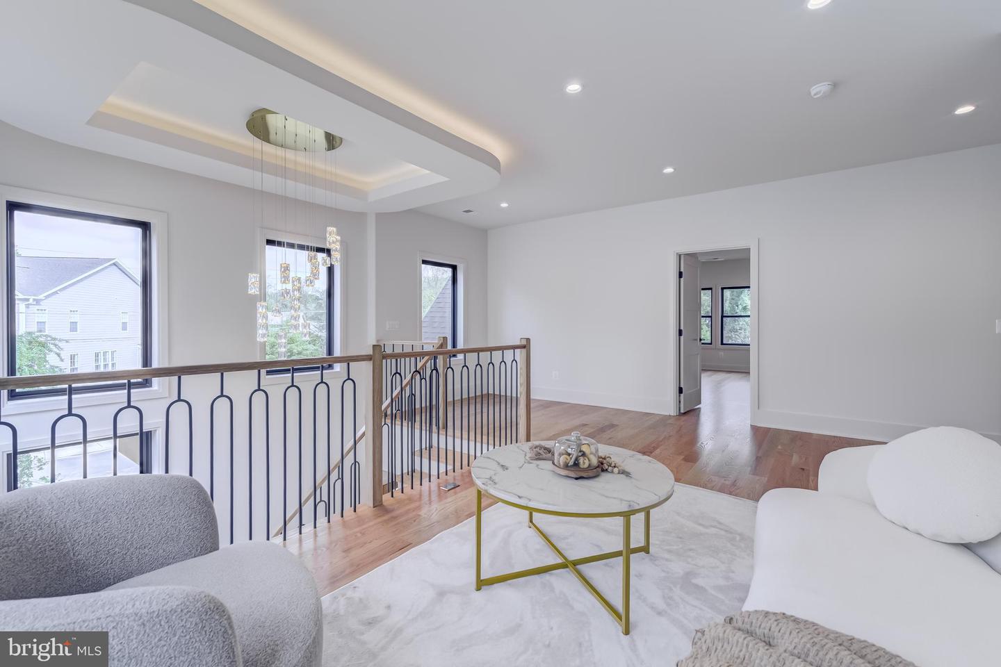 913 SYMPHONY CIR SW, VIENNA, Virginia 22180, 7 Bedrooms Bedrooms, ,7 BathroomsBathrooms,Residential,For sale,913 SYMPHONY CIR SW,VAFX2284300 MLS # VAFX2284300