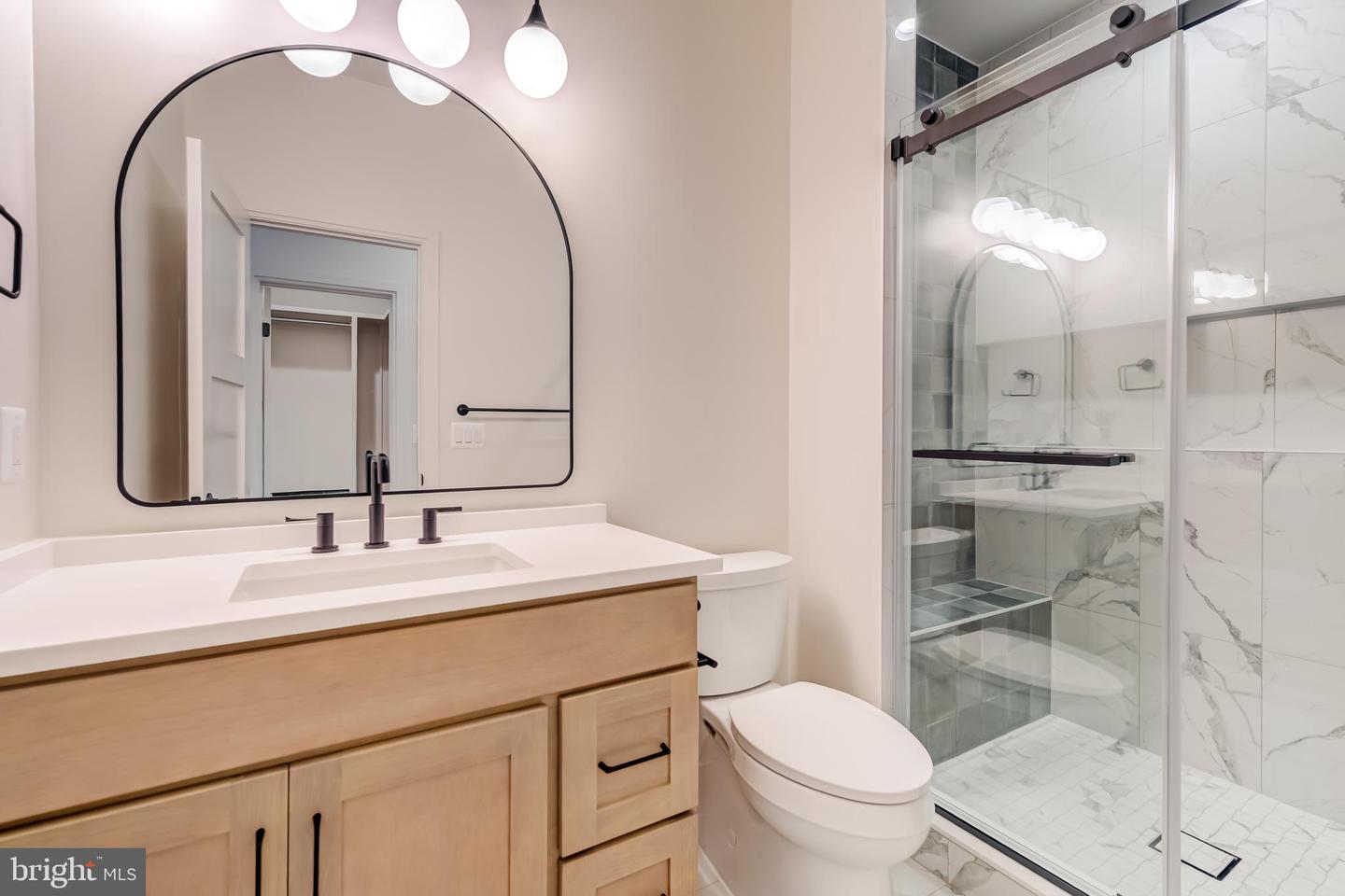 913 SYMPHONY CIR SW, VIENNA, Virginia 22180, 7 Bedrooms Bedrooms, ,7 BathroomsBathrooms,Residential,For sale,913 SYMPHONY CIR SW,VAFX2284300 MLS # VAFX2284300