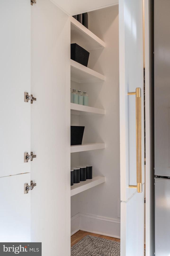 1613 HARVARD ST NW #102, WASHINGTON, District Of Columbia 20009, 1 Bedroom Bedrooms, 2 Rooms Rooms,1 BathroomBathrooms,Residential,For sale,1613 HARVARD ST NW #102,DCDC2239894 MLS # DCDC2239894