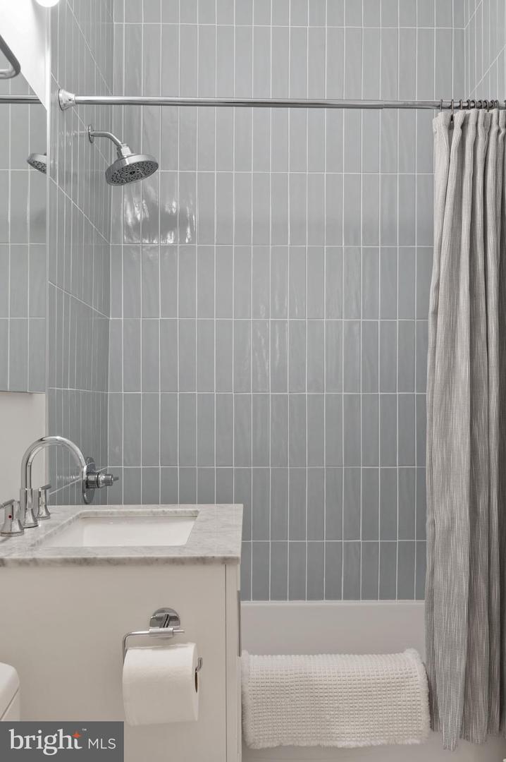 1613 HARVARD ST NW #102, WASHINGTON, District Of Columbia 20009, 1 Bedroom Bedrooms, 2 Rooms Rooms,1 BathroomBathrooms,Residential,For sale,1613 HARVARD ST NW #102,DCDC2239894 MLS # DCDC2239894