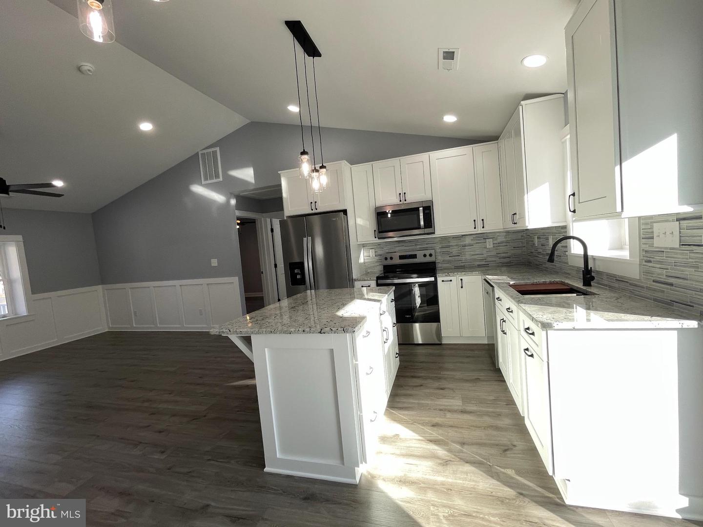 408 WIRT ST, COLONIAL BEACH, Virginia 22443, ,Residential,For sale,408 WIRT ST,VAWE2010322 MLS # VAWE2010322 408 WIRT ST, COLONIAL BEACH, Virginia 22443, ,Residential,For sale,408 WIRT ST,VAWE2010322 MLS # VAWE2010322