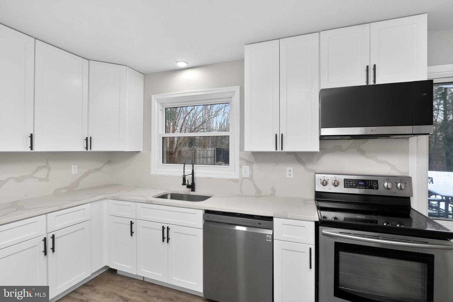 11979 FALLING CREEK DR, MANASSAS, Virginia 20112, 3 Bedrooms Bedrooms, ,2 BathroomsBathrooms,Residential,For sale,11979 FALLING CREEK DR,VAPW2109982 MLS # VAPW2109982