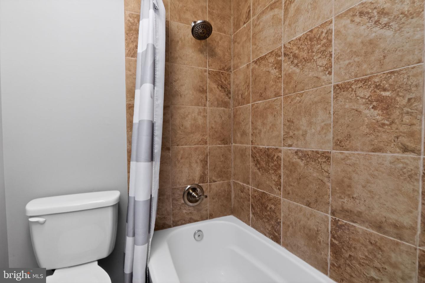 11979 FALLING CREEK DR, MANASSAS, Virginia 20112, 3 Bedrooms Bedrooms, ,2 BathroomsBathrooms,Residential,For sale,11979 FALLING CREEK DR,VAPW2109982 MLS # VAPW2109982