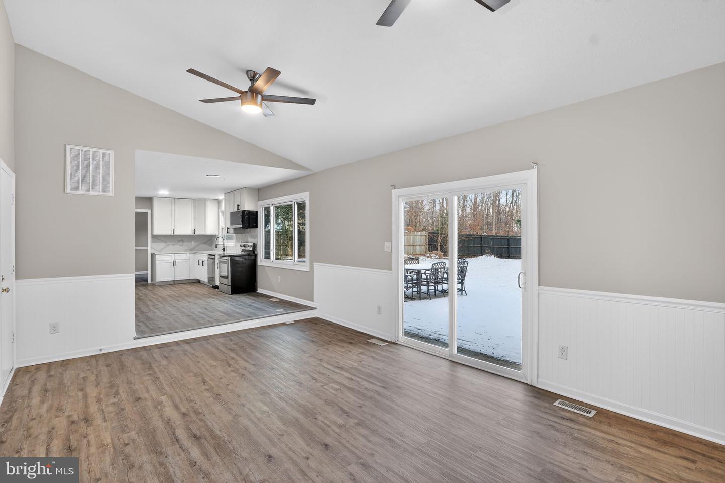 11979 FALLING CREEK DR, MANASSAS, Virginia 20112, 3 Bedrooms Bedrooms, ,2 BathroomsBathrooms,Residential,For sale,11979 FALLING CREEK DR,VAPW2109982 MLS # VAPW2109982