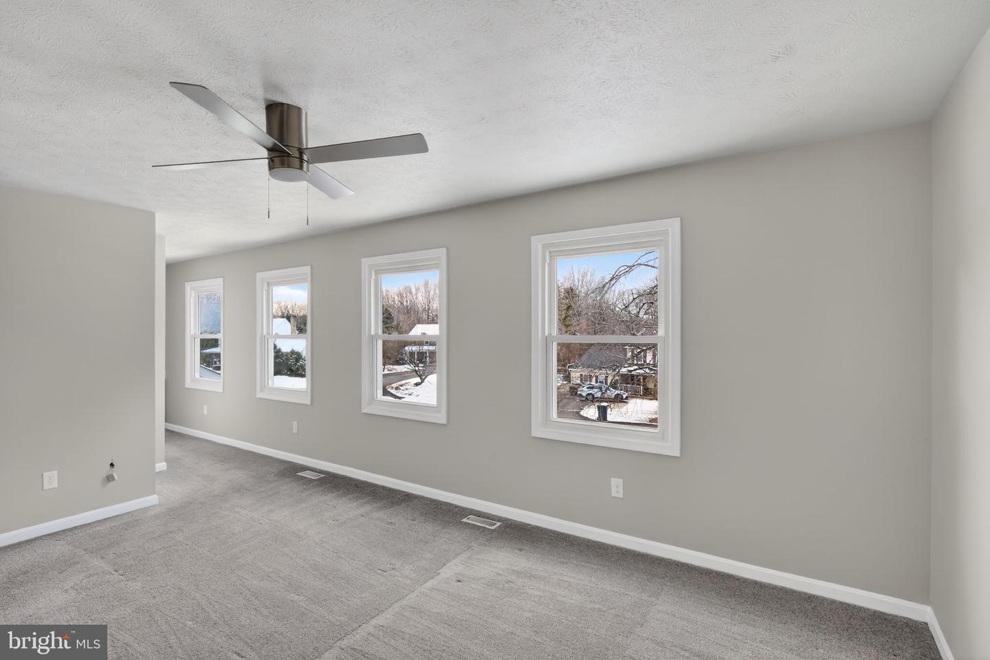 11979 FALLING CREEK DR, MANASSAS, Virginia 20112, 3 Bedrooms Bedrooms, ,2 BathroomsBathrooms,Residential,For sale,11979 FALLING CREEK DR,VAPW2109982 MLS # VAPW2109982